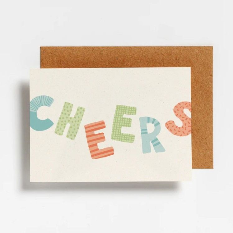 Hello August Postkaartje - Cheers (letters)