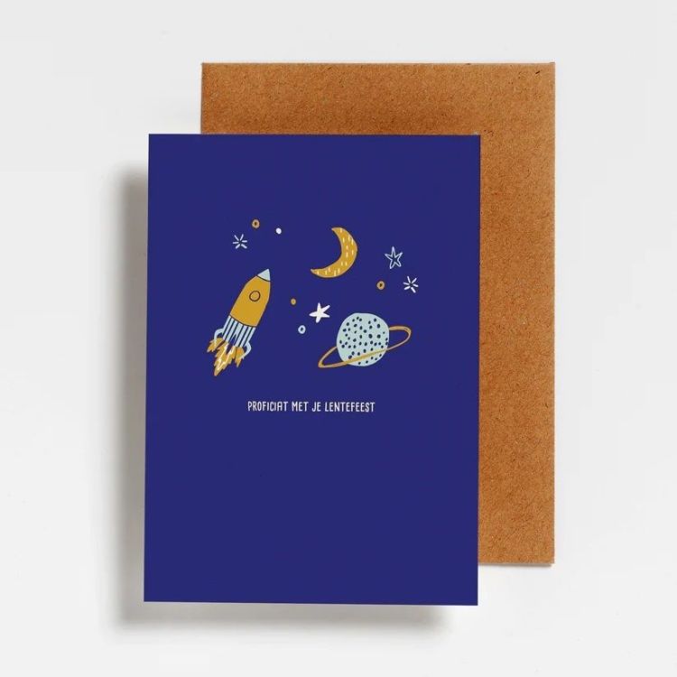 Hello August Postkaartje - Proficiat met je lentefeest (raket)