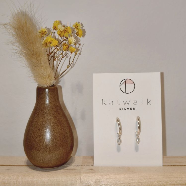 Katwalk Oorbellen - Cirkel met pearl - zilver