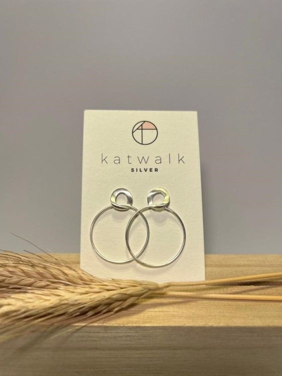 Katwalk Oorbellen Grote ringen met kleine cirkel - zilver