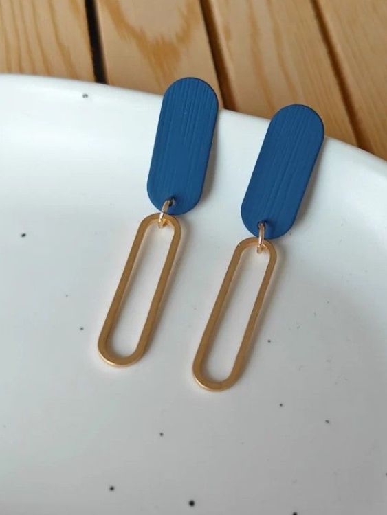 Lily Oorbellen - Dora (goud/donkerblauw) Lily Oorbellen - Dora (goud/donkerblauw)