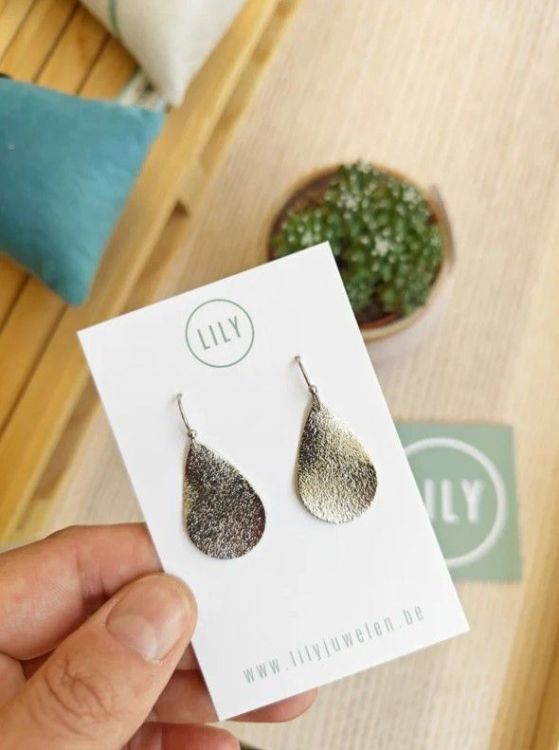 Lily Oorbellen - drop (zilver)