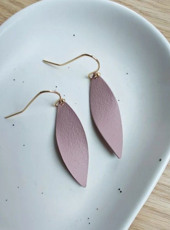 Lily Oorbellen - Twist (oudroze)