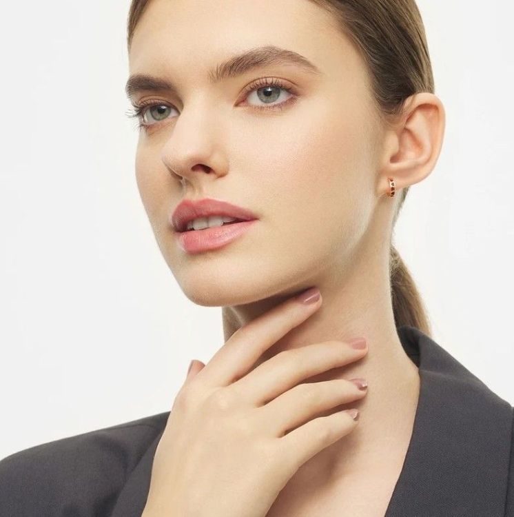 LULU COPENHAGEN Oorbellen - Love repeat hoops pair - Goud / cacao powder