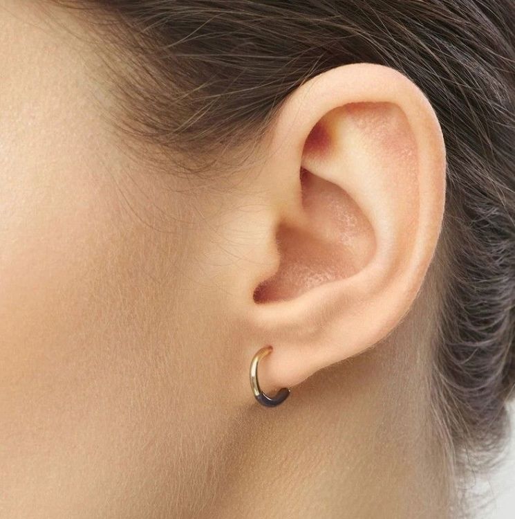 LULU COPENHAGEN Oorring - Color hoop half dip - Cocao powder