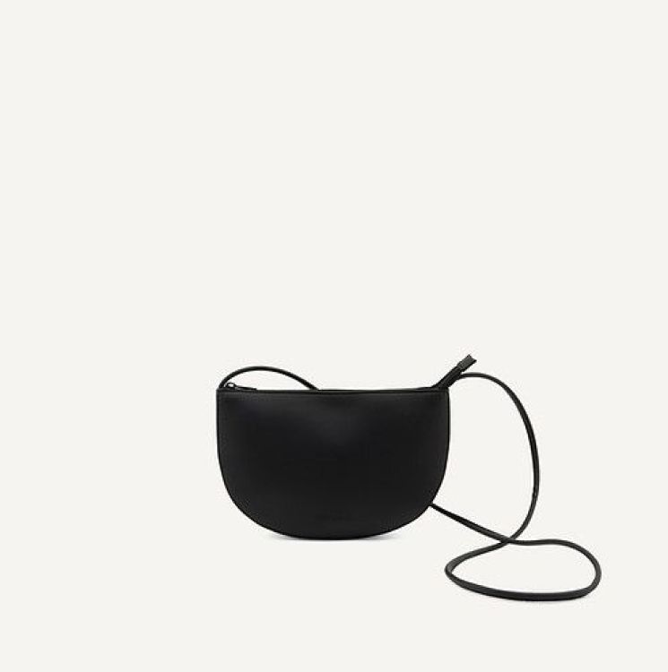 Monk and Anna Handtas - Farou half moon bag - Black