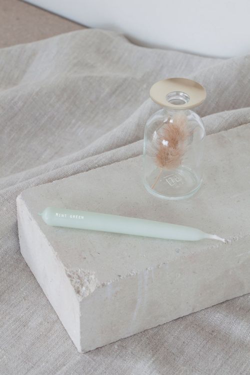 Roosmarijn Knijnenburg Hold me - 8 losse kaarsjes - Mint green Roosmarijn Knijnenburg Hold me - 8 losse kaarsjes - Mint green