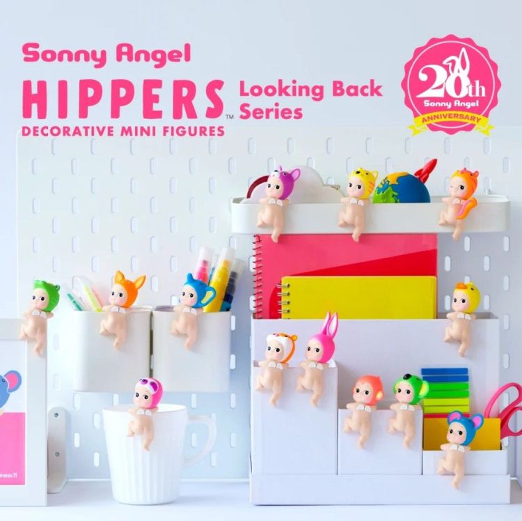 Sonny Angel Sonny Angel - Hippers - Looking back series Sonny Angel Sonny Angel - Hippers - Looking back series