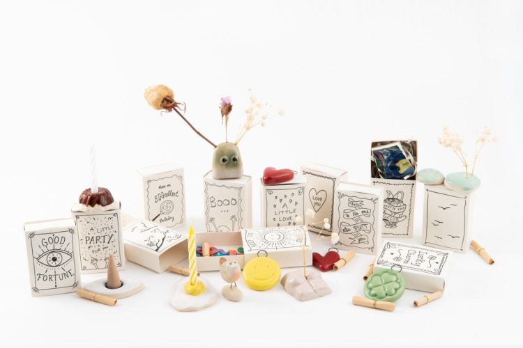Studio Flash Geschenkdoosje - Holding stones