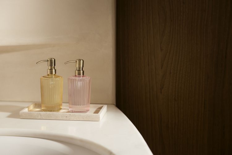 Wellmark Wellmark <span class='gold'>x</span> Paveau handzeep - Fresh linin (roze) - 350 ml