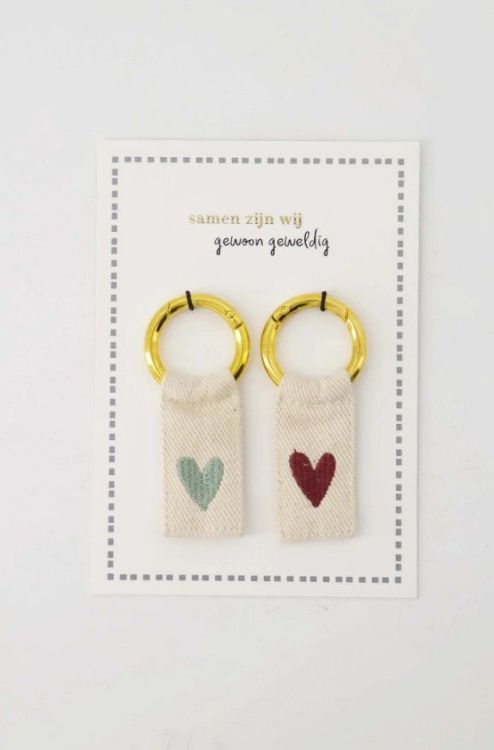 Zusss Ansichkaart met sleutelhanger - Harten wit/rood/grijsblauw