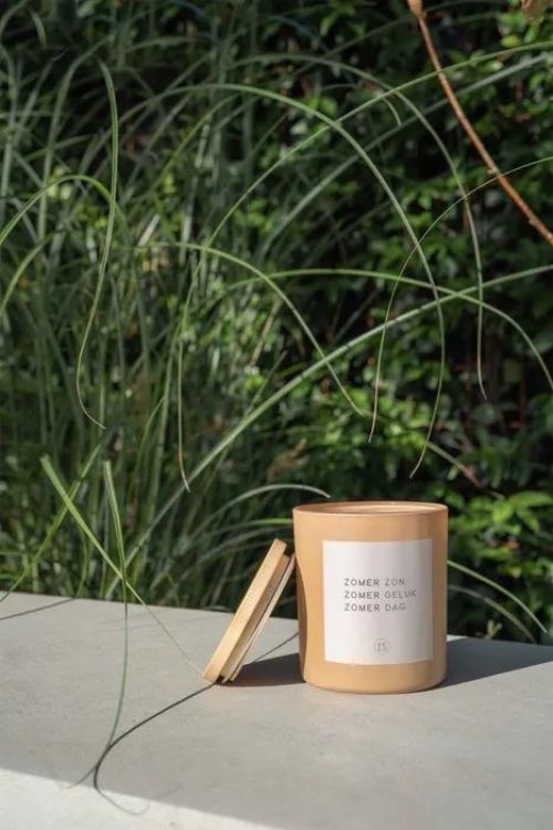 Zusss Geurkaars in glas met houten deksel - Zomer - Poederzacht